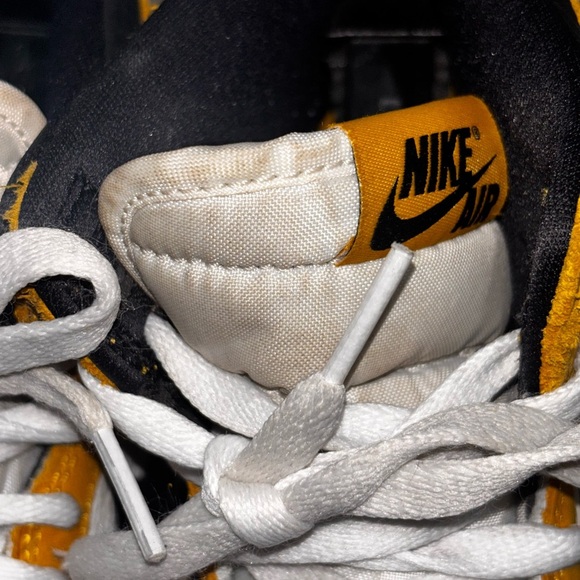 Youth Air Jordan 1 Retro High OG 'Yellow Ochre' sneakers SZ 6.5 - Picture 6 of 15